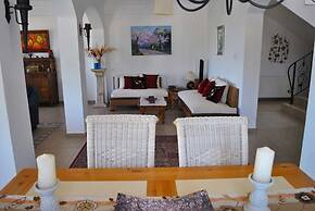 Villa Layla by Amy Villas