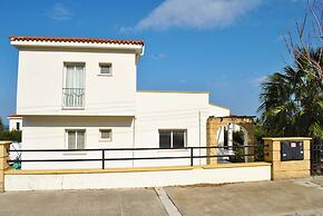 Villa Leroy by Amy Villas