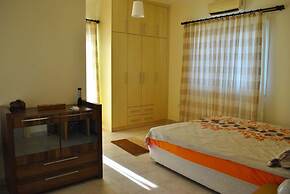 Villa Leroy by Amy Villas