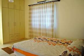 Villa Leroy by Amy Villas