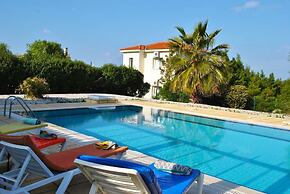 Villa Leroy by Amy Villas