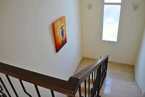 Villa Leroy by Amy Villas