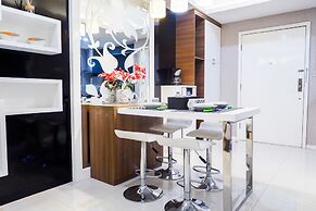 Furnished 1BR City View Casa Grande Apartment