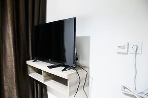 Comfy Studio Room Bintaro Icon Apartment