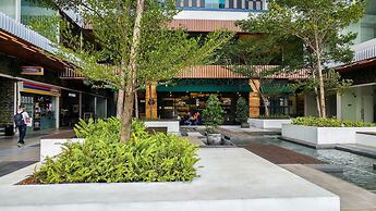 Spacious and Artsy Studio Apartment at Brooklyn Alam Sutera