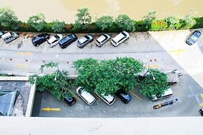 Cozy and Elegant 1BR Apartment Belmont Residence