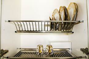 Cozy and Elegant 1BR Apartment Belmont Residence