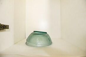 Cozy and Elegant 1BR Apartment Belmont Residence