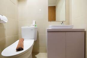 Bright and Stylish 1BR The Oasis Apartment Cikarang