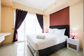 Bright and Stylish 1BR The Oasis Apartment Cikarang