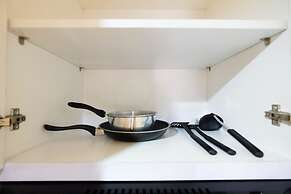 Bright and Stylish 1BR The Oasis Apartment Cikarang