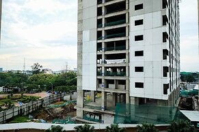 Bright and Stylish 1BR The Oasis Apartment Cikarang