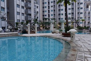 1BR Sky Terrace Lagoon Condo Apartment near Daan Mogot Mall