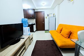 1BR Sky Terrace Lagoon Condo Apartment near Daan Mogot Mall