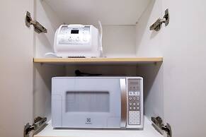 Well Equipped 1BR Brooklyn Alam Sutera Apartment near IKEA