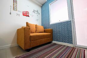 Comfort 2BR with Pool View Green Pramuka City Apartment