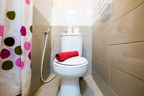 Comfort 2BR with Pool View Green Pramuka City Apartment