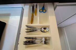 Comfort 2BR with Pool View Green Pramuka City Apartment