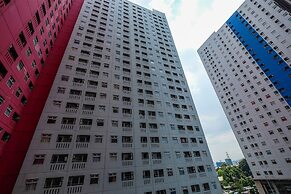 Comfort 2BR with Pool View Green Pramuka City Apartment
