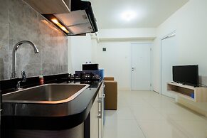 Comfortable 2BR Green Pramuka Apartment