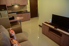 Cozy 1BR H Residence Apartment near MT Haryono