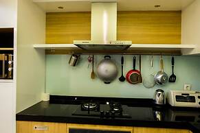 Amazing 2BR with City View The Wave Apartment