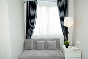 Sophisticated Studio at The Oasis Apartment