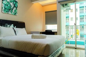 Pool View Studio Room Apartment The Nest Puri