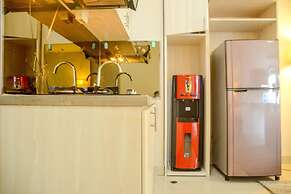 Prime Location Studio Apartment at Elpis Residence near Ancol