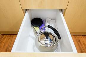 Fully Furnished Studio Poris 88 Apartment