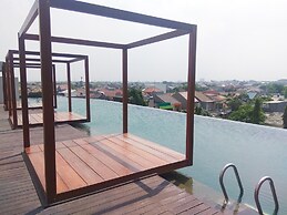 Modern Elegant Studio Grand Kamala Lagoon Apartment