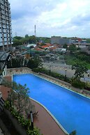 Strategic Studio Apartment The Oasis near Bekasi