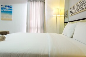 Studio Room Azalea Suites Apartment