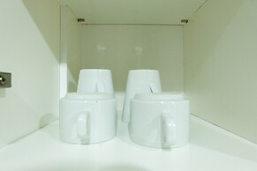 Studio Room Azalea Suites Apartment