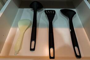 Studio Room Azalea Suites Apartment