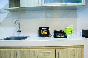 Modern and Comfortable Studio Springwood Apartment