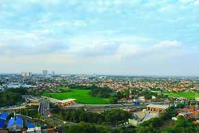 Modern and Comfortable Studio Springwood Apartment