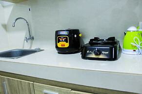 Modern and Comfortable Studio Springwood Apartment