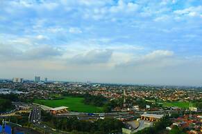 Modern and Comfortable Studio Springwood Apartment