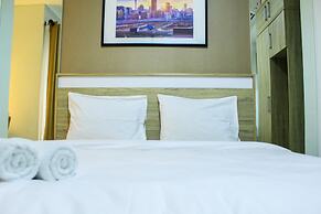 Modern and Comfortable Studio Springwood Apartment
