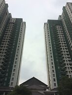 Comfy 2BR Apartment Salemba Residence