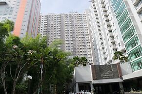 2BR Apartment with Private Bathtub at Galeri Ciumbuleuit 1