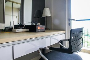 Brand New Studio The Oasis Apartment