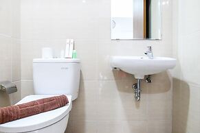 Modern and Cozy Studio Room @ Oasis Apartment