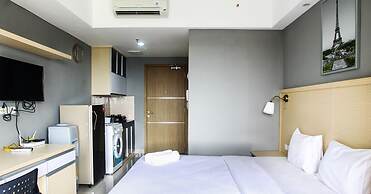 Modern and Cozy Studio Room @ Oasis Apartment