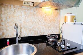 Minimalist Studio Green Pramuka Apartment