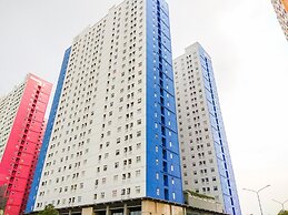 Minimalist Studio Green Pramuka Apartment