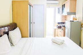 Minimalist Studio Green Pramuka Apartment