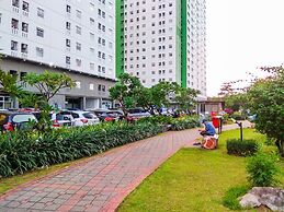 Minimalist Studio Green Pramuka Apartment