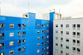 Minimalist Studio Green Pramuka Apartment